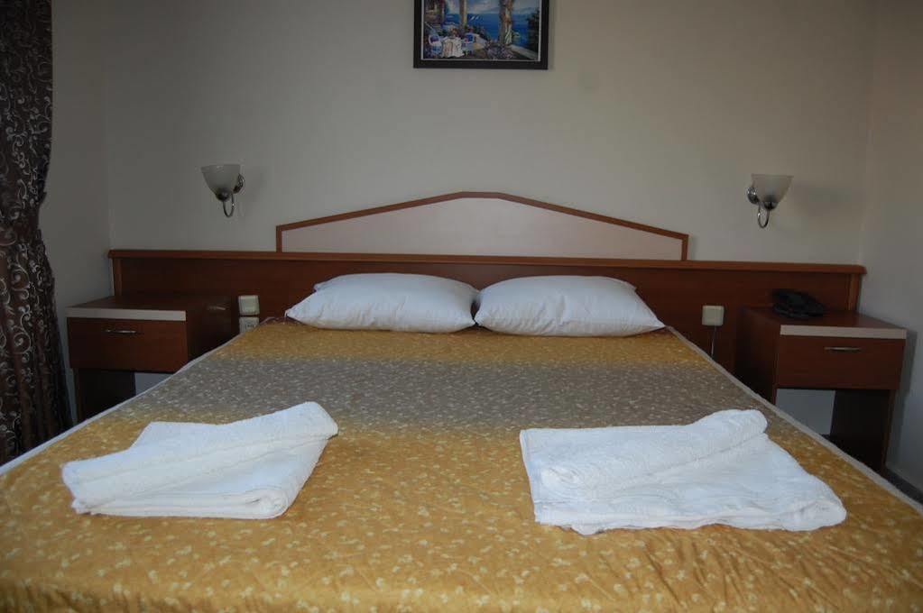 Irem Apart Hotel 马尔马里斯 外观 照片
